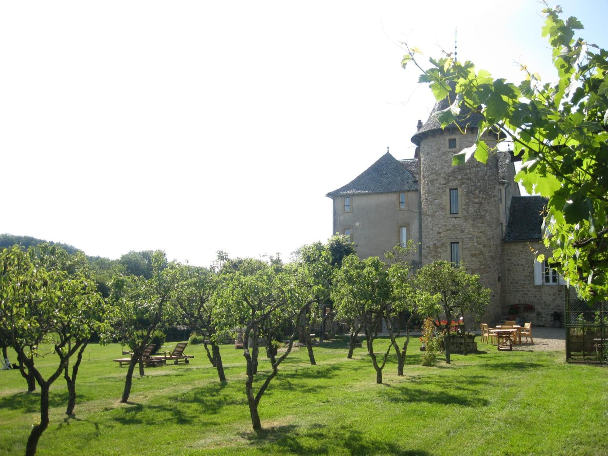 Chambres D'Hotes Du Hameau Les Brunes Bozouls Exterior foto